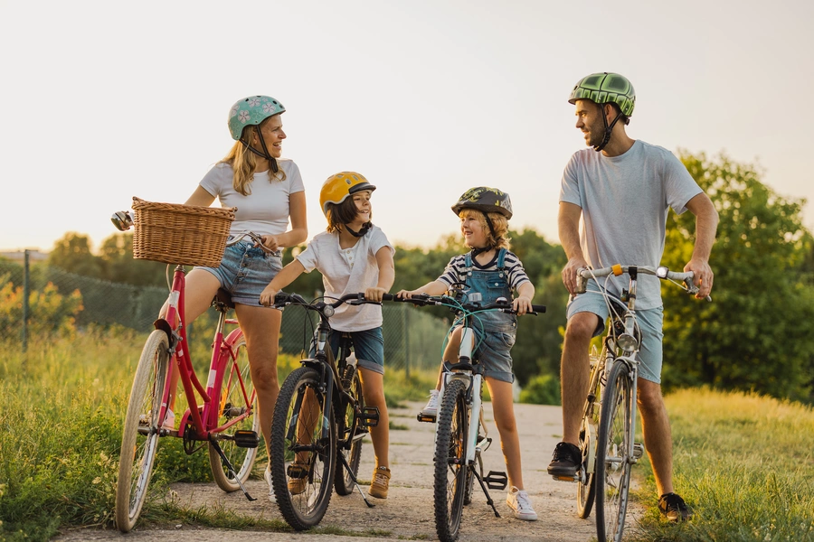 family_cycling